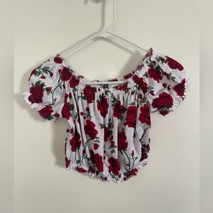 Off the shoulder rose print crop top